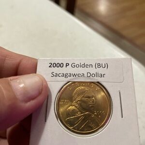 2000 P Sacagawea $1 Dollar Coin a beautiful piece for a any collector.